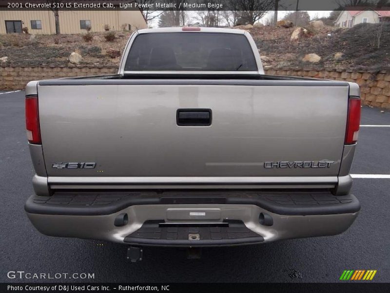 Light Pewter Metallic / Medium Beige 2001 Chevrolet S10 LS Extended Cab