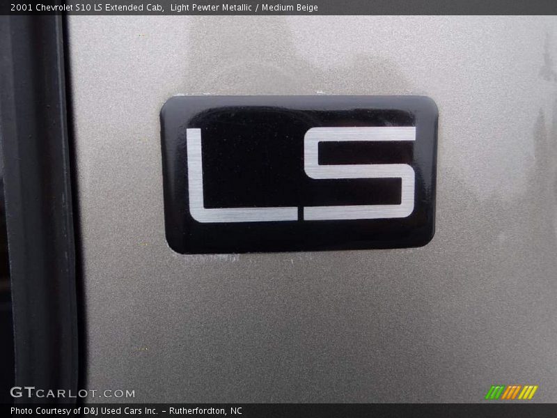  2001 S10 LS Extended Cab Logo