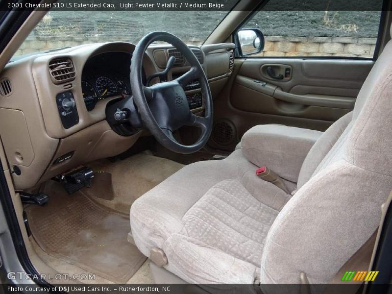 Front Seat of 2001 S10 LS Extended Cab