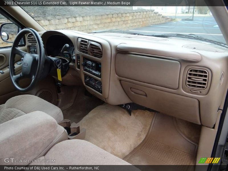 Dashboard of 2001 S10 LS Extended Cab