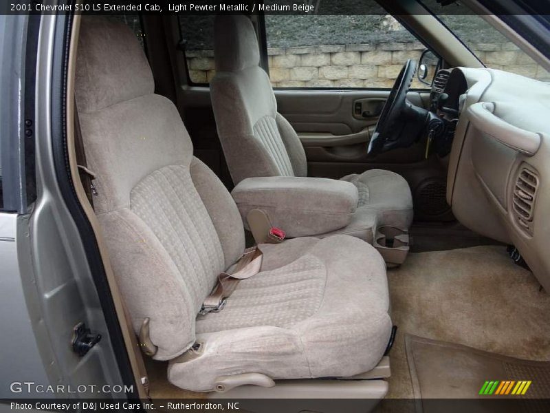 Front Seat of 2001 S10 LS Extended Cab