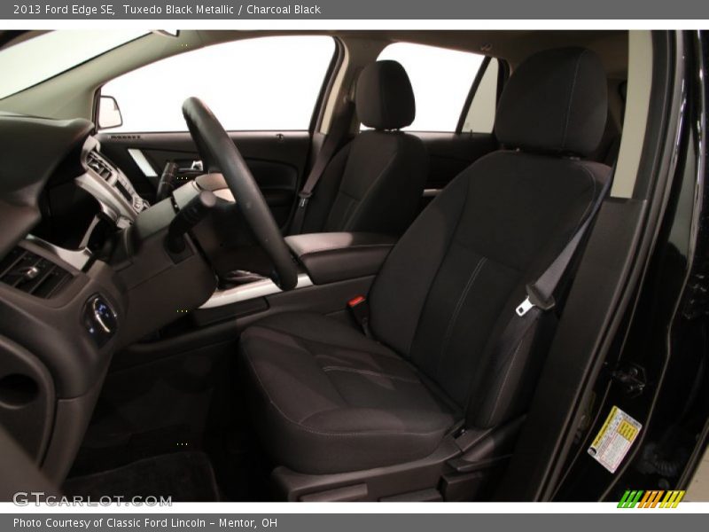 Tuxedo Black Metallic / Charcoal Black 2013 Ford Edge SE