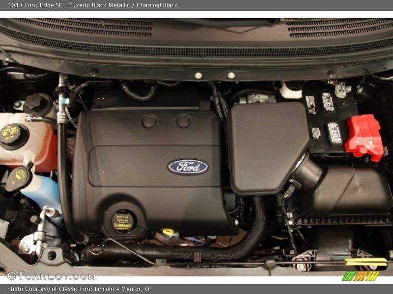 Tuxedo Black Metallic / Charcoal Black 2013 Ford Edge SE