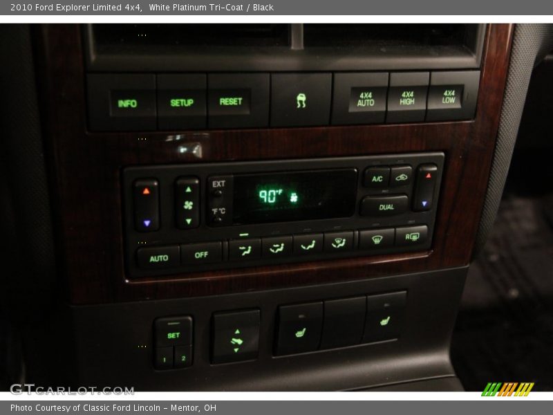 White Platinum Tri-Coat / Black 2010 Ford Explorer Limited 4x4