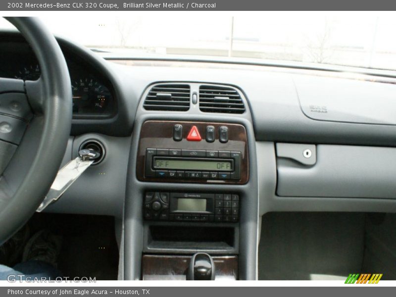 Brilliant Silver Metallic / Charcoal 2002 Mercedes-Benz CLK 320 Coupe