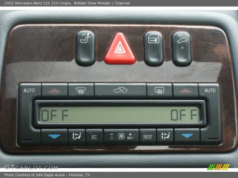 Brilliant Silver Metallic / Charcoal 2002 Mercedes-Benz CLK 320 Coupe