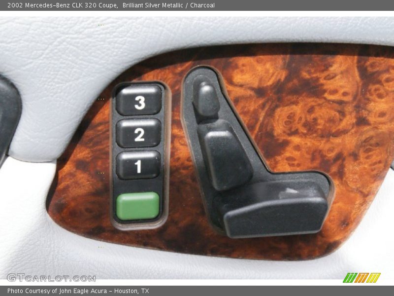 Brilliant Silver Metallic / Charcoal 2002 Mercedes-Benz CLK 320 Coupe