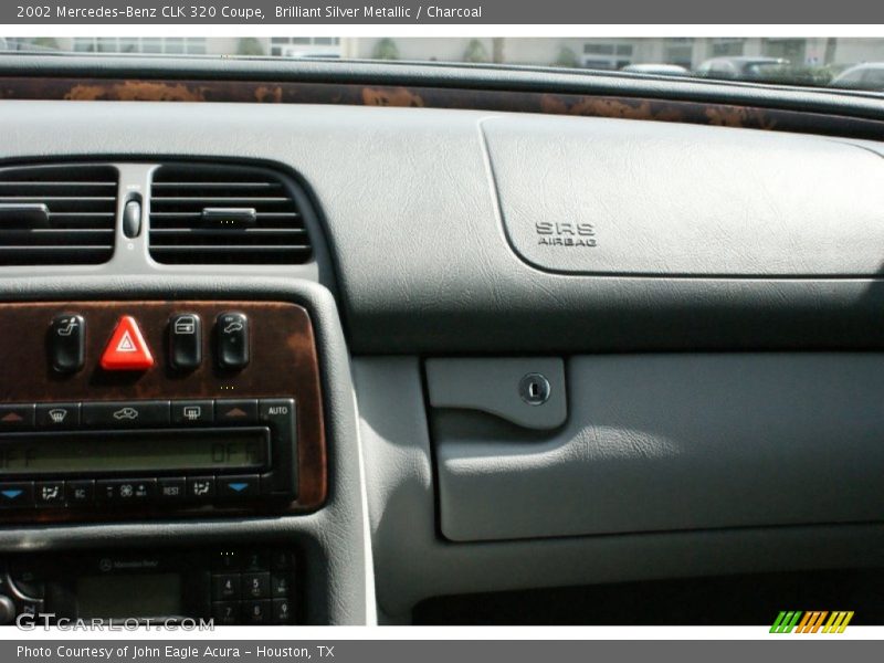 Brilliant Silver Metallic / Charcoal 2002 Mercedes-Benz CLK 320 Coupe