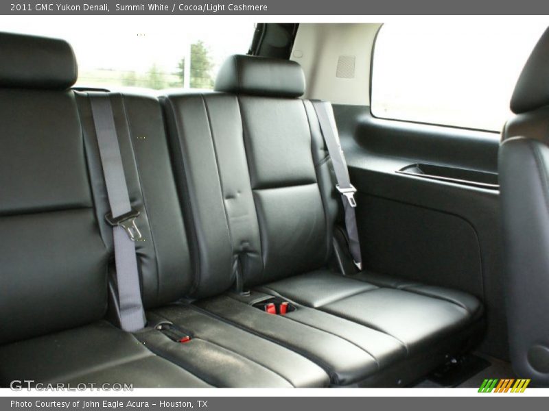 Summit White / Cocoa/Light Cashmere 2011 GMC Yukon Denali