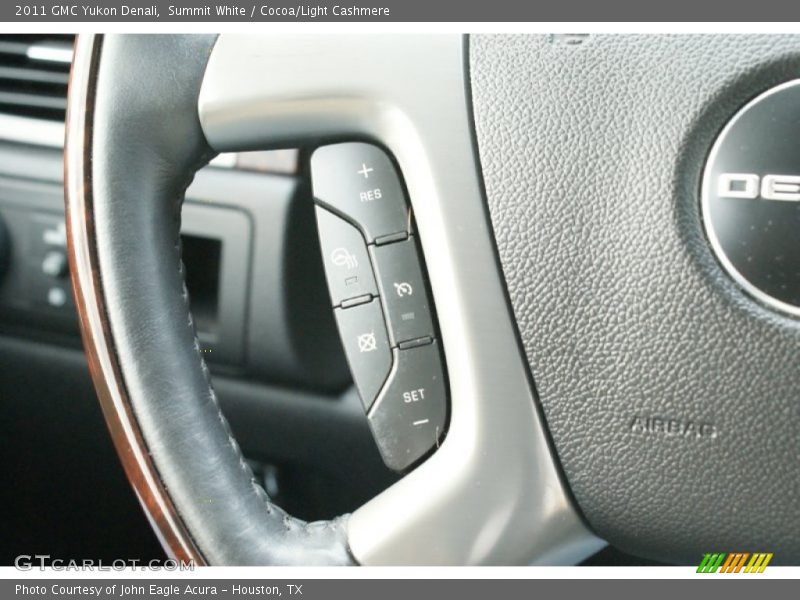Summit White / Cocoa/Light Cashmere 2011 GMC Yukon Denali