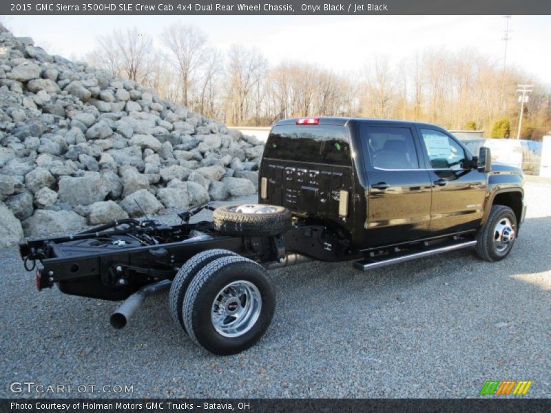  2015 Sierra 3500HD SLE Crew Cab 4x4 Dual Rear Wheel Chassis Onyx Black
