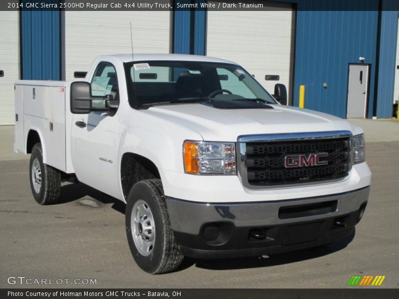 Front 3/4 View of 2014 Sierra 2500HD Regular Cab 4x4 Utility Truck