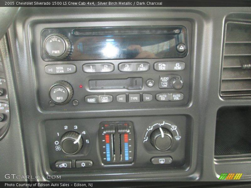 Silver Birch Metallic / Dark Charcoal 2005 Chevrolet Silverado 1500 LS Crew Cab 4x4