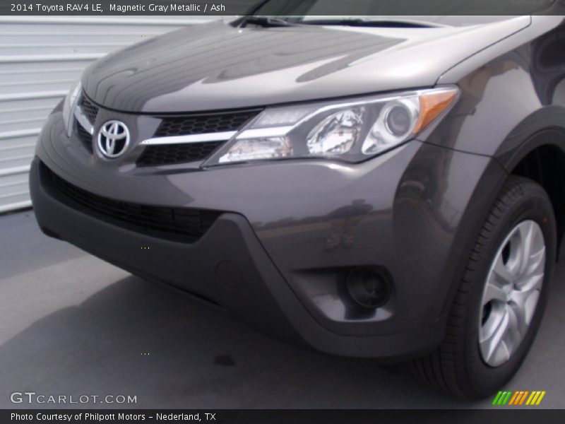 Magnetic Gray Metallic / Ash 2014 Toyota RAV4 LE