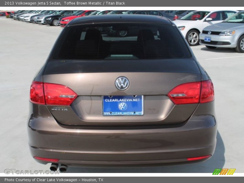 Toffee Brown Metallic / Titan Black 2013 Volkswagen Jetta S Sedan
