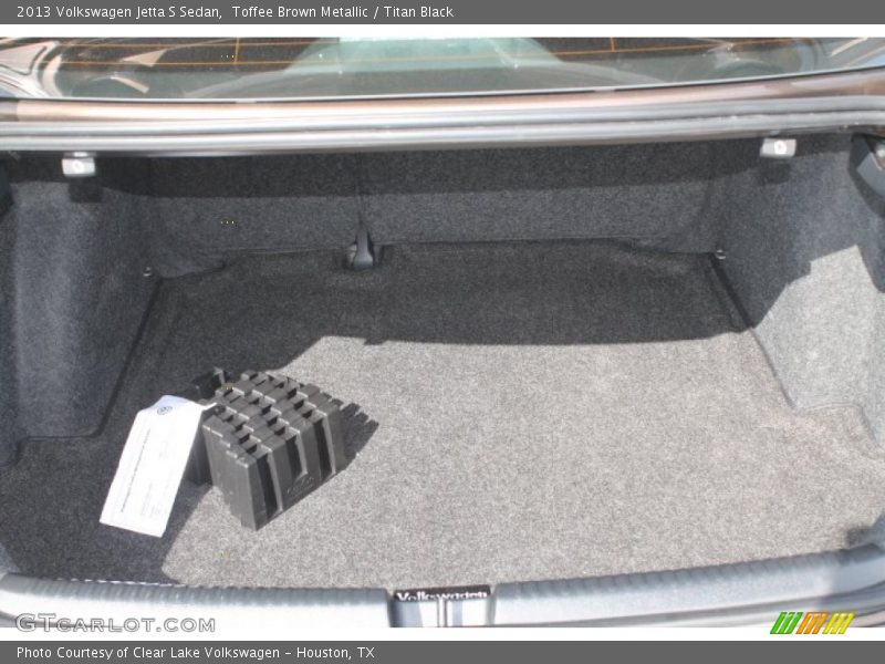 Toffee Brown Metallic / Titan Black 2013 Volkswagen Jetta S Sedan