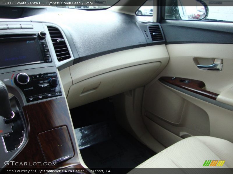 Cypress Green Pearl / Ivory 2013 Toyota Venza LE
