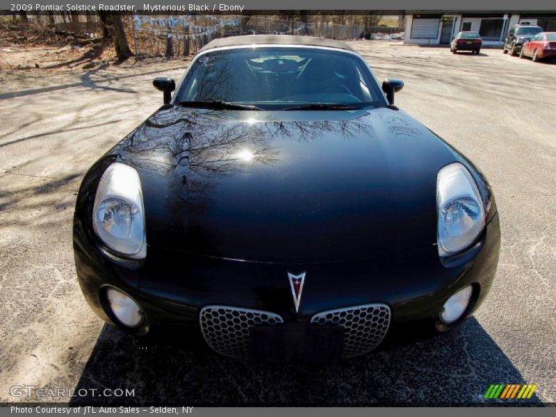 Mysterious Black / Ebony 2009 Pontiac Solstice Roadster