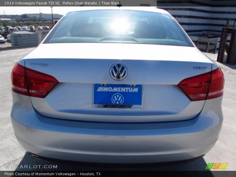 Reflex Silver Metallic / Titan Black 2014 Volkswagen Passat TDI SE