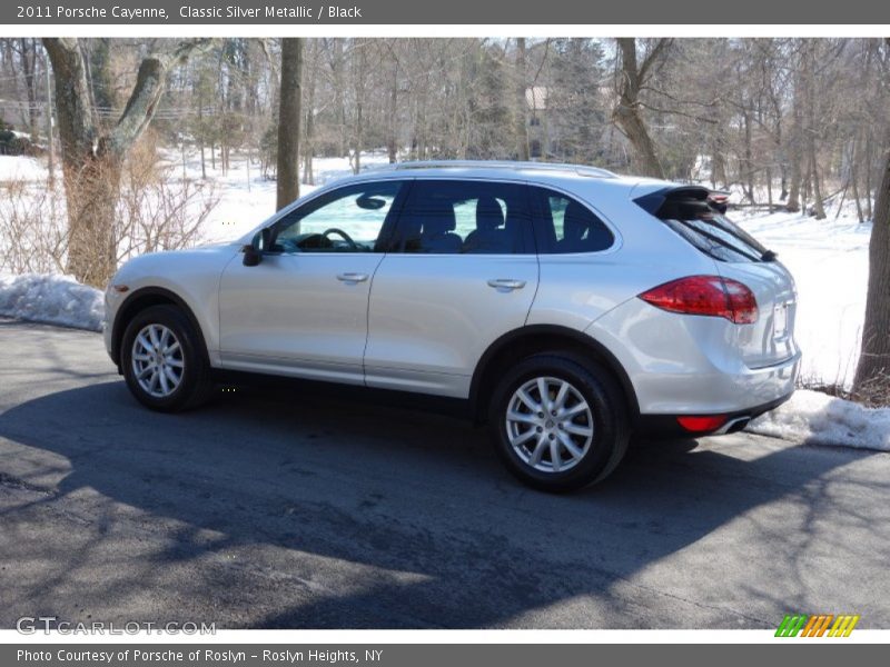 Classic Silver Metallic / Black 2011 Porsche Cayenne