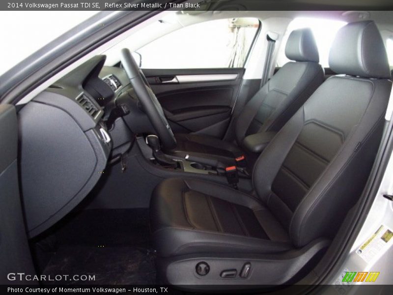 Reflex Silver Metallic / Titan Black 2014 Volkswagen Passat TDI SE