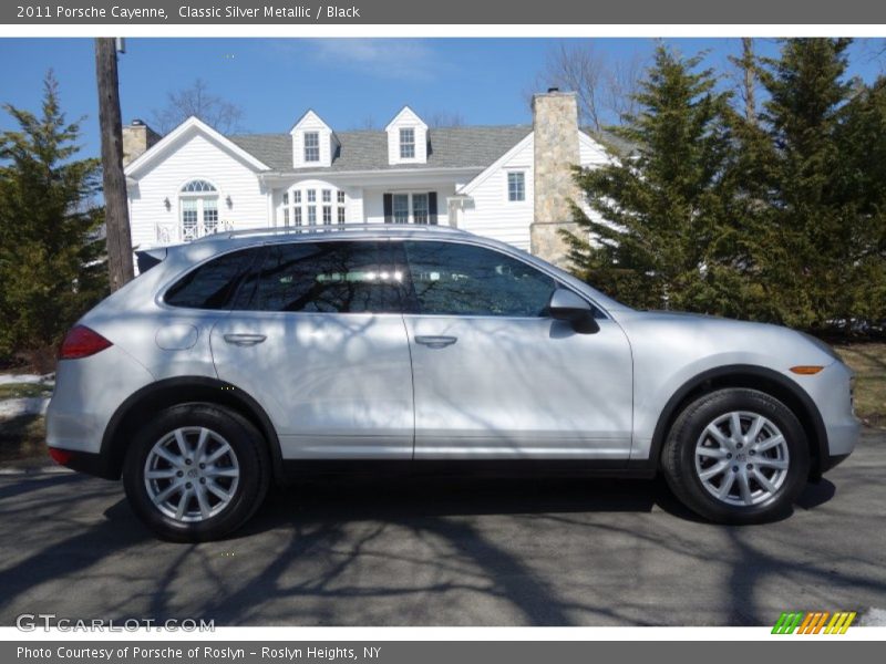 Classic Silver Metallic / Black 2011 Porsche Cayenne