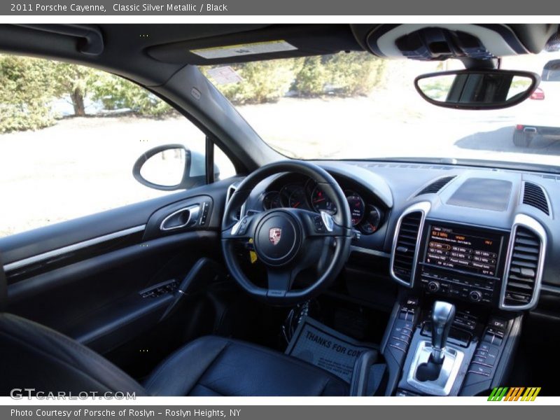 Classic Silver Metallic / Black 2011 Porsche Cayenne