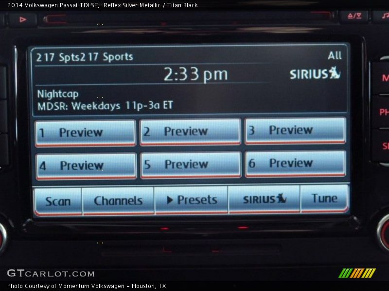 Reflex Silver Metallic / Titan Black 2014 Volkswagen Passat TDI SE