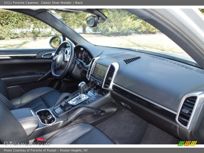 Classic Silver Metallic / Black 2011 Porsche Cayenne