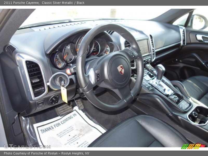 Classic Silver Metallic / Black 2011 Porsche Cayenne