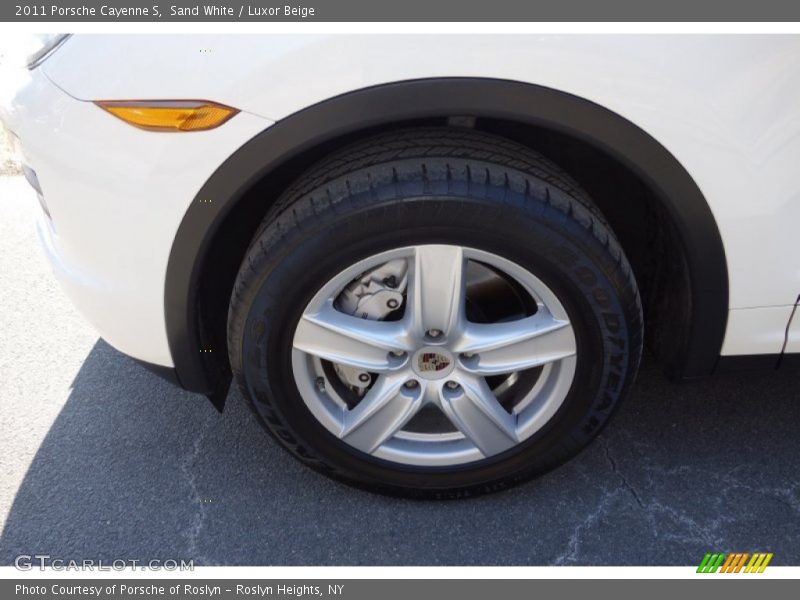 Sand White / Luxor Beige 2011 Porsche Cayenne S