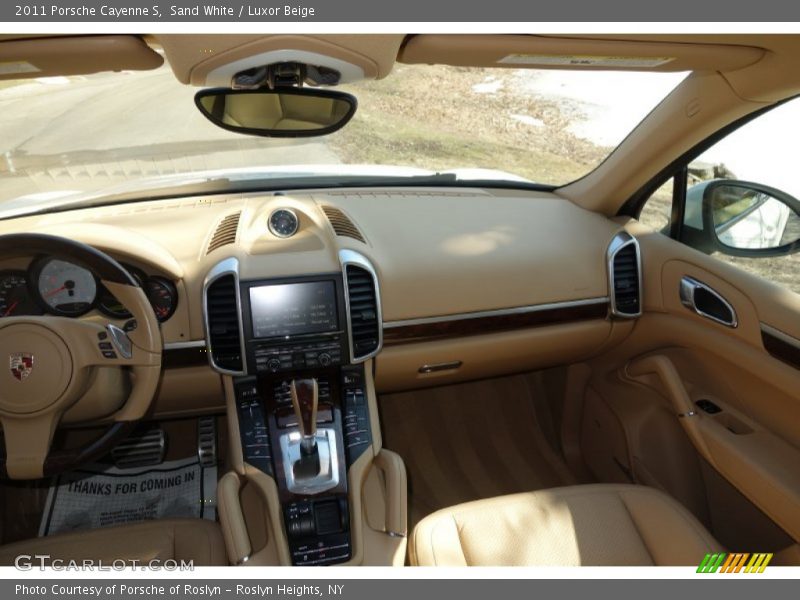 Sand White / Luxor Beige 2011 Porsche Cayenne S