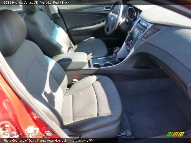 Venetian Red / Black 2011 Hyundai Sonata SE