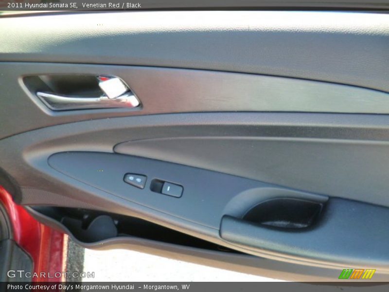 Venetian Red / Black 2011 Hyundai Sonata SE