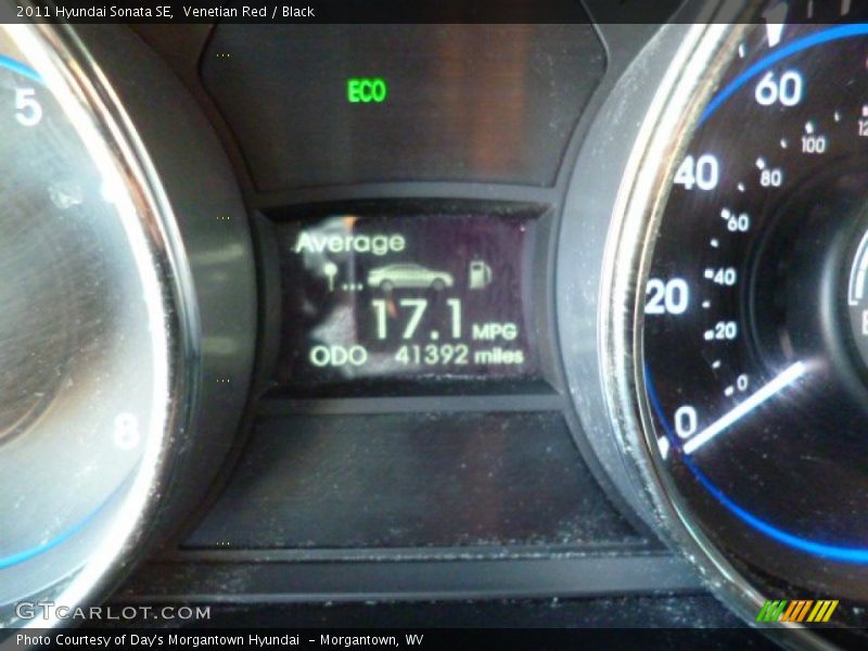 Venetian Red / Black 2011 Hyundai Sonata SE