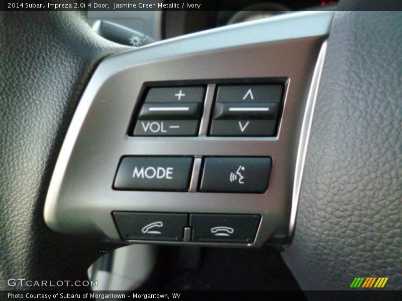Controls of 2014 Impreza 2.0i 4 Door