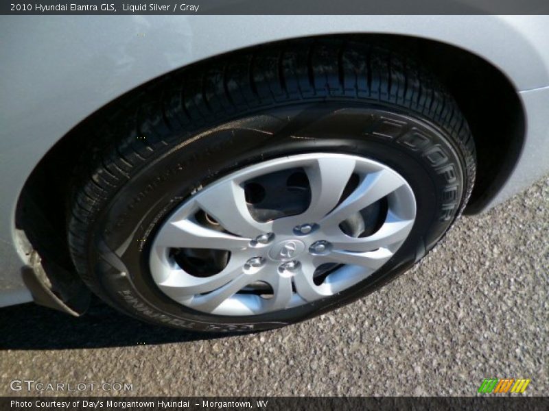 Liquid Silver / Gray 2010 Hyundai Elantra GLS