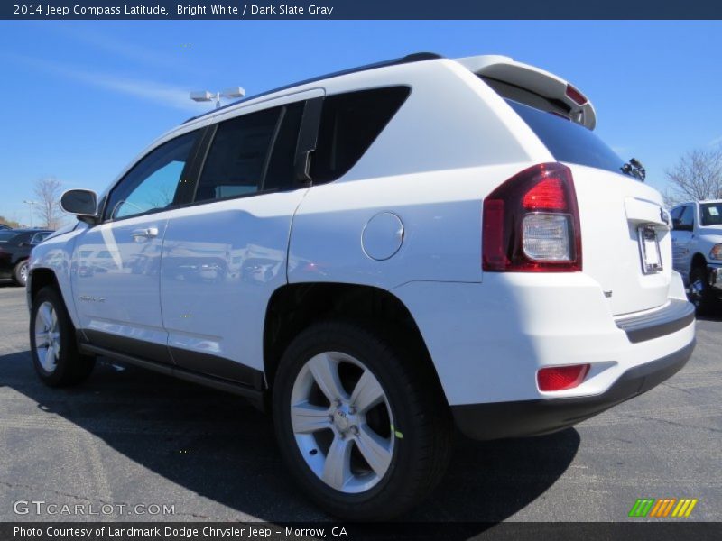 Bright White / Dark Slate Gray 2014 Jeep Compass Latitude