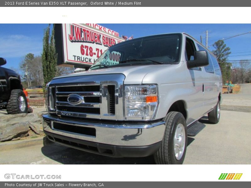 Oxford White / Medium Flint 2013 Ford E Series Van E350 XLT Passenger
