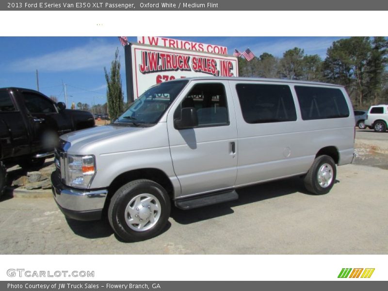 Oxford White / Medium Flint 2013 Ford E Series Van E350 XLT Passenger
