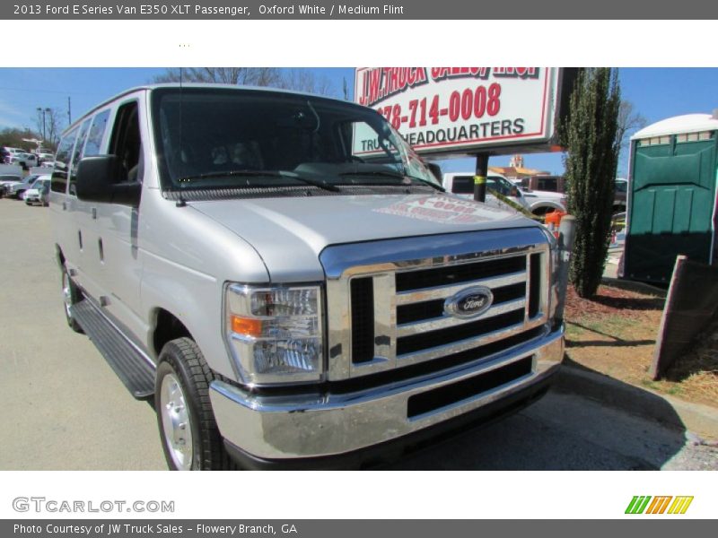 Oxford White / Medium Flint 2013 Ford E Series Van E350 XLT Passenger