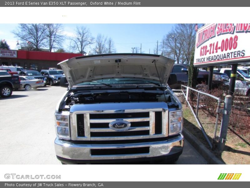 Oxford White / Medium Flint 2013 Ford E Series Van E350 XLT Passenger