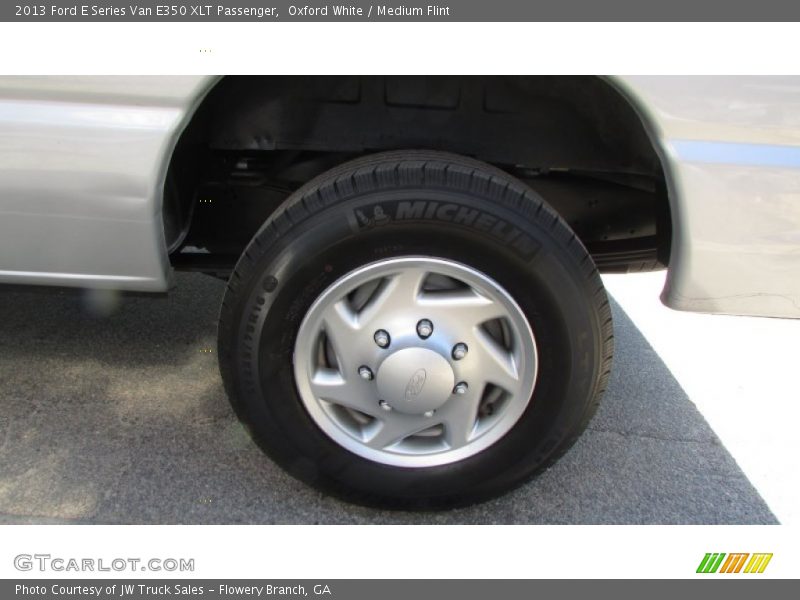 Oxford White / Medium Flint 2013 Ford E Series Van E350 XLT Passenger
