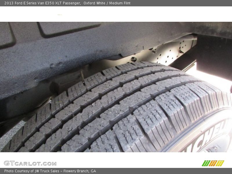 Oxford White / Medium Flint 2013 Ford E Series Van E350 XLT Passenger