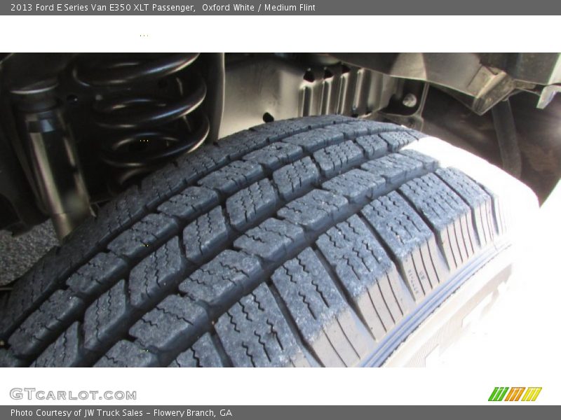 Oxford White / Medium Flint 2013 Ford E Series Van E350 XLT Passenger