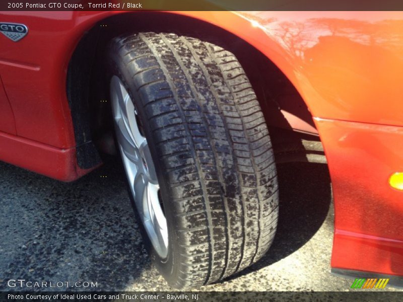 Torrid Red / Black 2005 Pontiac GTO Coupe