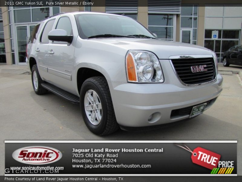 Pure Silver Metallic / Ebony 2011 GMC Yukon SLE