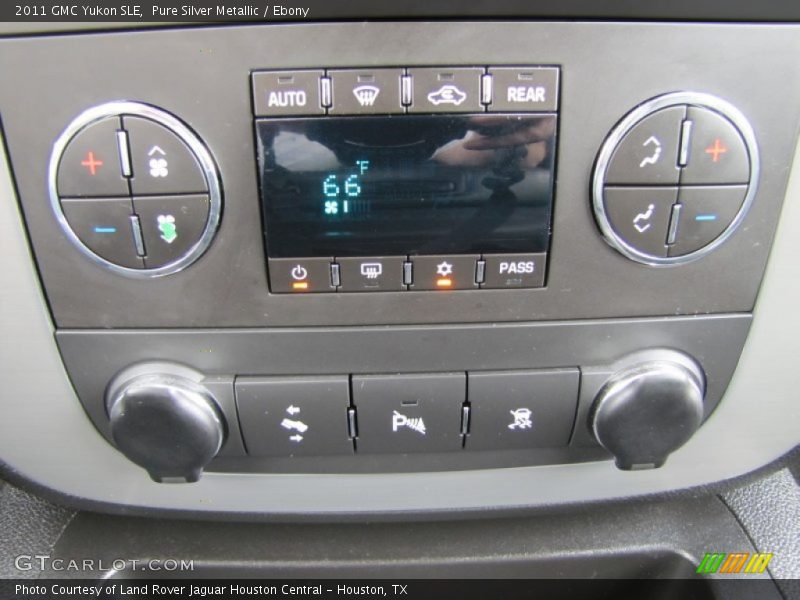 Controls of 2011 Yukon SLE