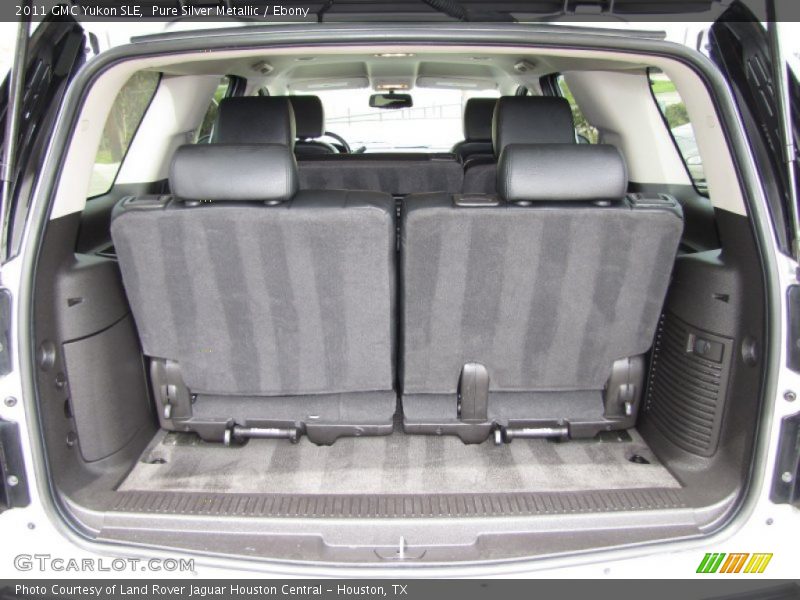  2011 Yukon SLE Trunk
