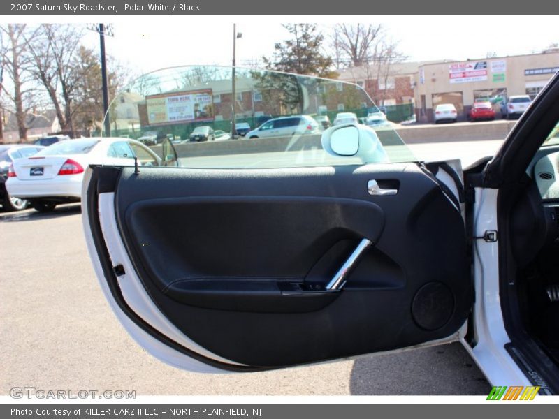 Polar White / Black 2007 Saturn Sky Roadster